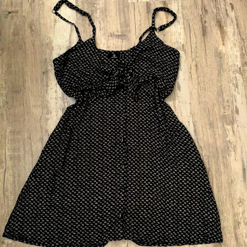 Volcom black daisies L mini dress knit front